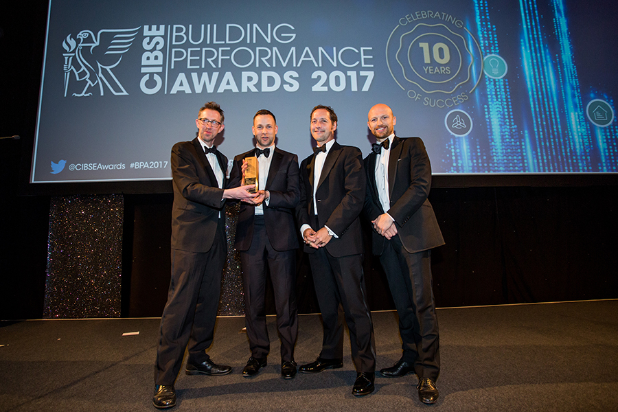 Guru collects Product Innovation of the Year award