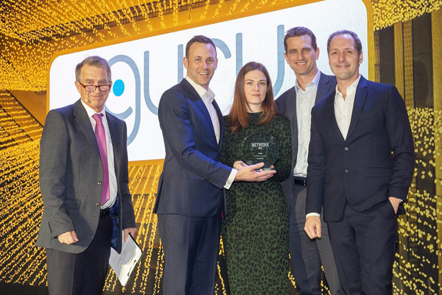 Guru collects Heat Network of the Year prize